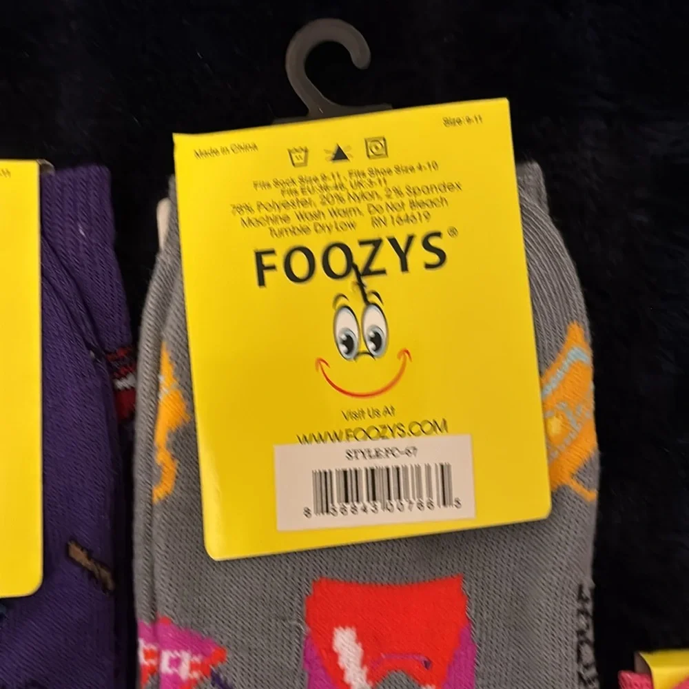 9 Pairs of Foozys Funny Socks size 9-11